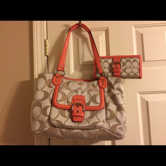 Coach Handbags - Coach Pocketbook with matching Coach wallet.